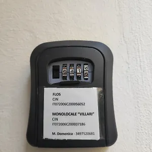 Flos Apartman
